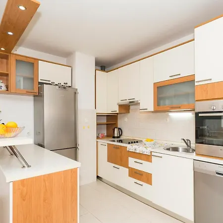 In Old Town With View Apartamento