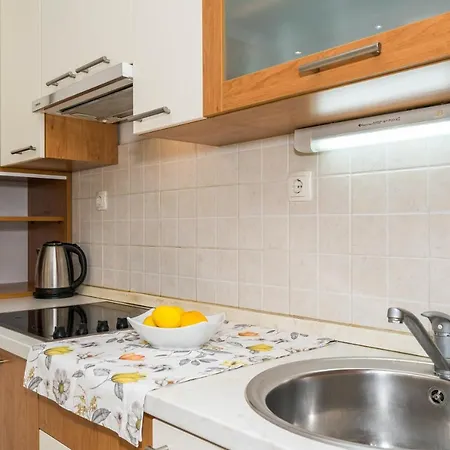 Apartamento In Old Town With View *