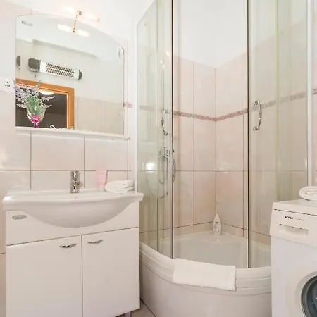 Apartamento In Old Town With View *