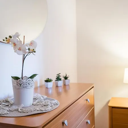 Apartamento In Old Town With View *